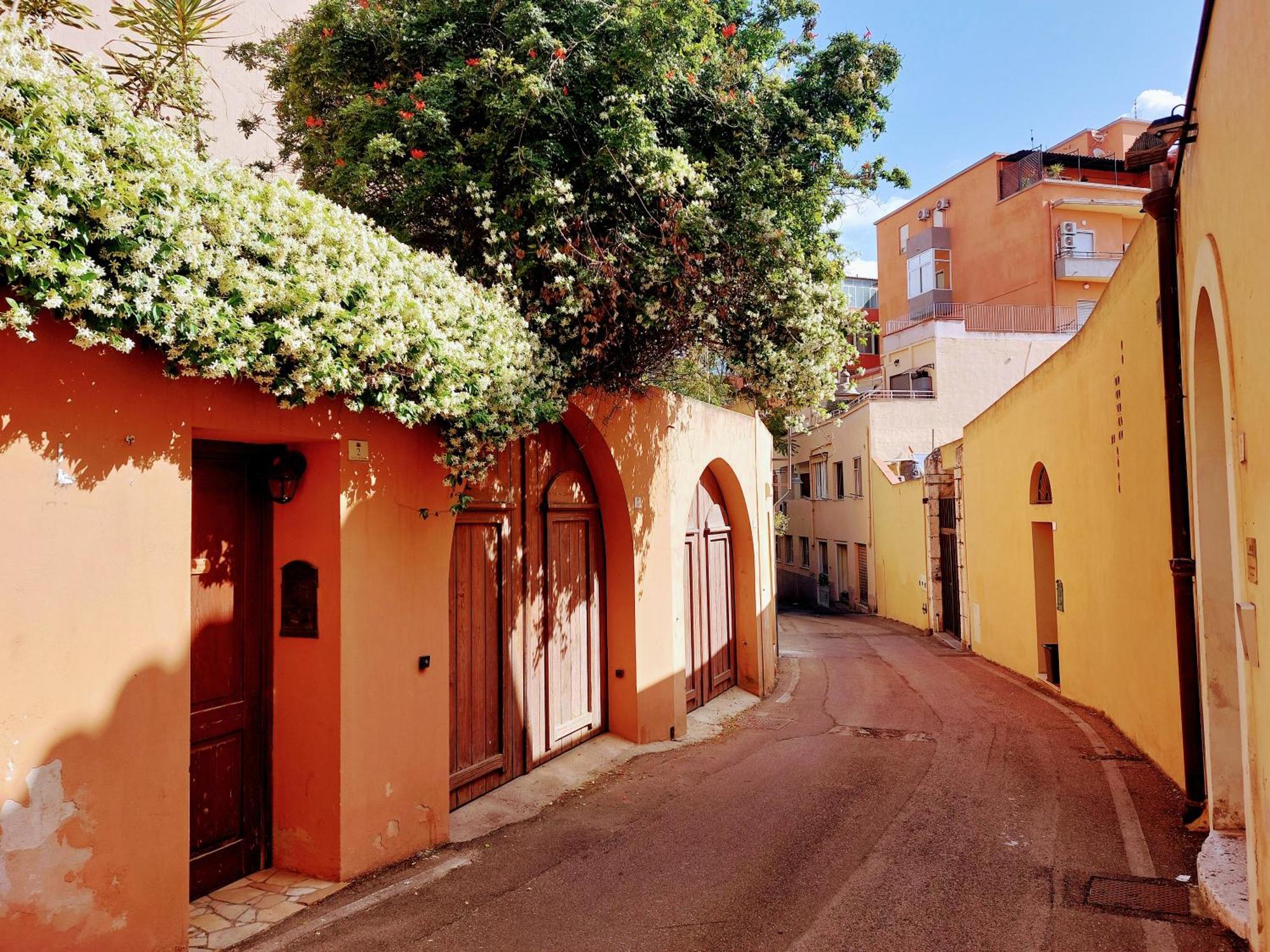Casa Letizia In Centro Storico Villanova Villa *